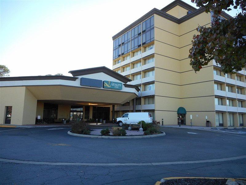 Quality Inn Near Hampton Coliseum 外观 照片