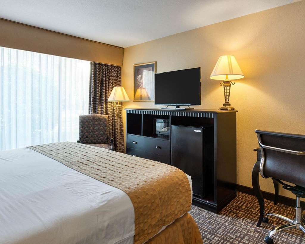 Quality Inn Near Hampton Coliseum 客房 照片