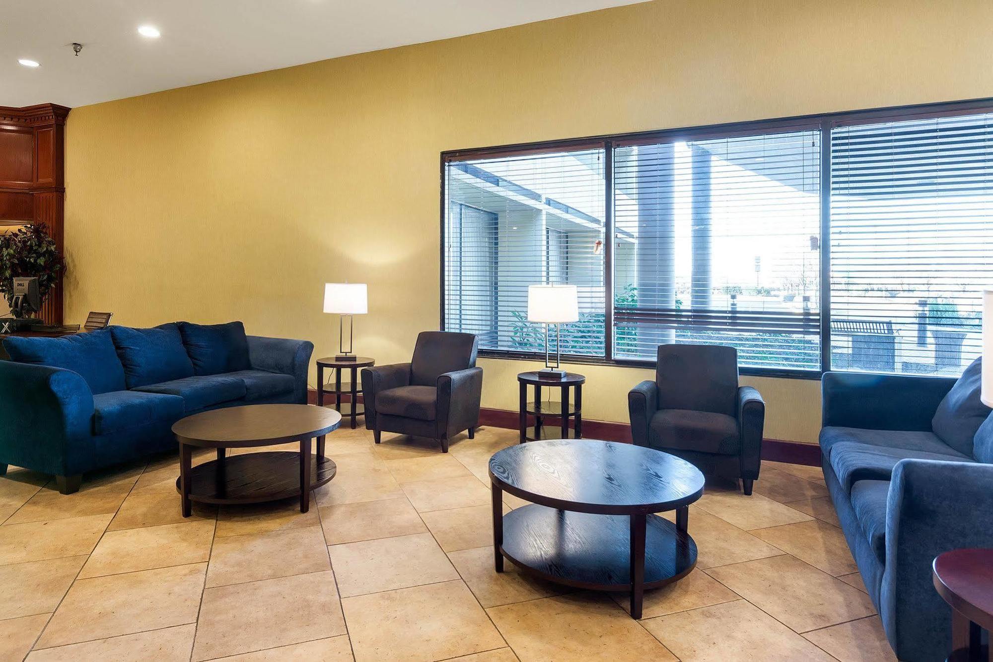 Quality Inn Near Hampton Coliseum 外观 照片